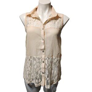 ❤️ 4/$20 New Event sleeveless top Women's medium button-up lace tank top Light